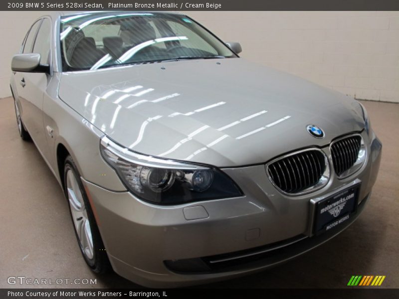 Platinum Bronze Metallic / Cream Beige 2009 BMW 5 Series 528xi Sedan