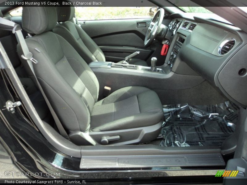 Black / Charcoal Black 2013 Ford Mustang V6 Coupe