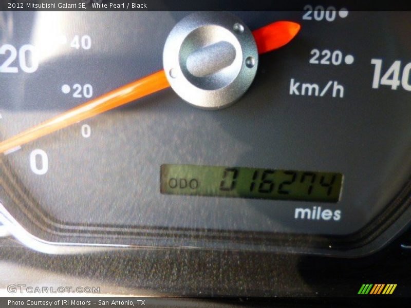 White Pearl / Black 2012 Mitsubishi Galant SE