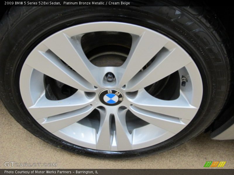 Platinum Bronze Metallic / Cream Beige 2009 BMW 5 Series 528xi Sedan