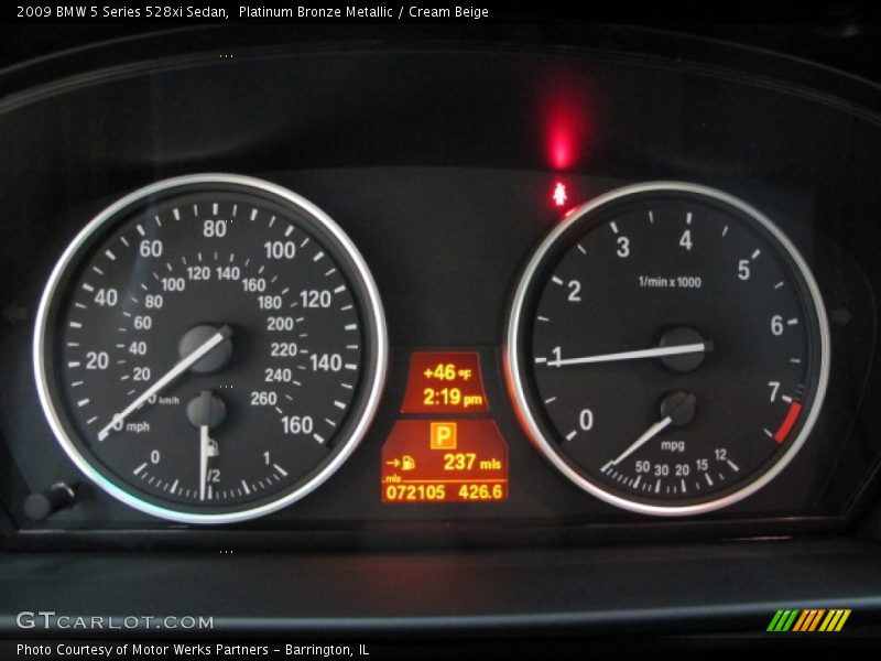 Platinum Bronze Metallic / Cream Beige 2009 BMW 5 Series 528xi Sedan
