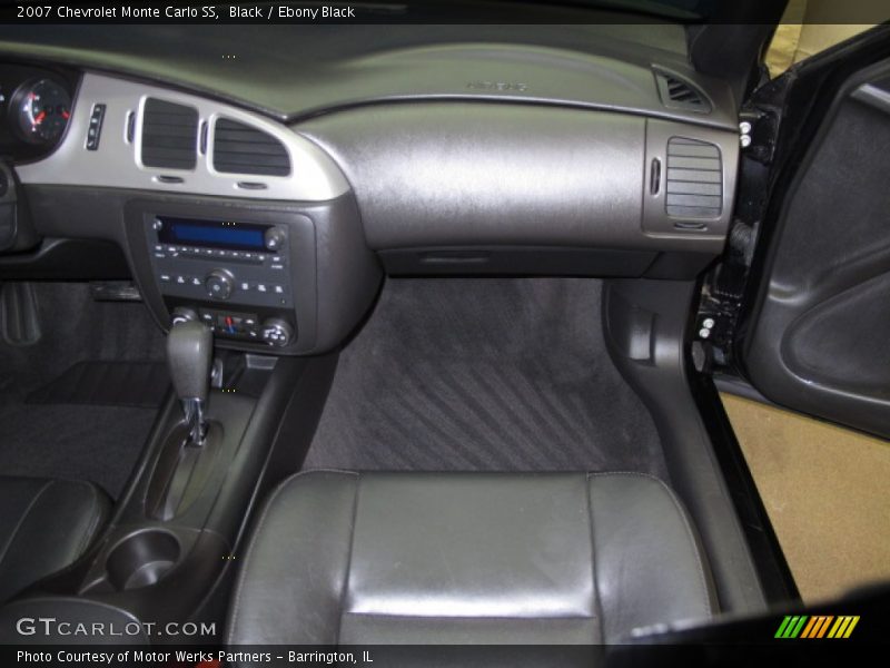 Black / Ebony Black 2007 Chevrolet Monte Carlo SS