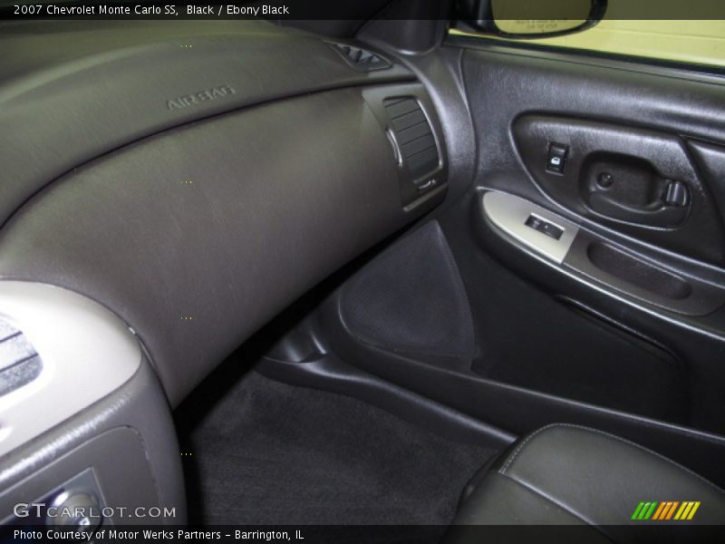 Black / Ebony Black 2007 Chevrolet Monte Carlo SS