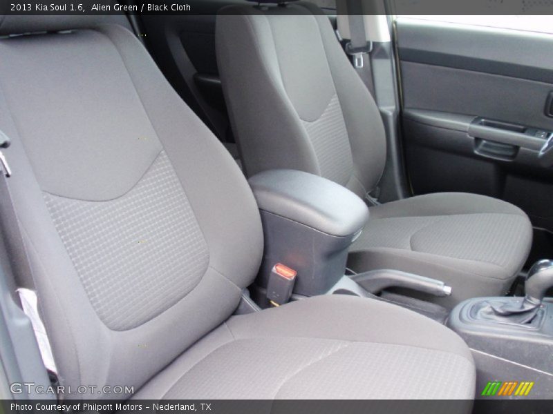 Alien Green / Black Cloth 2013 Kia Soul 1.6