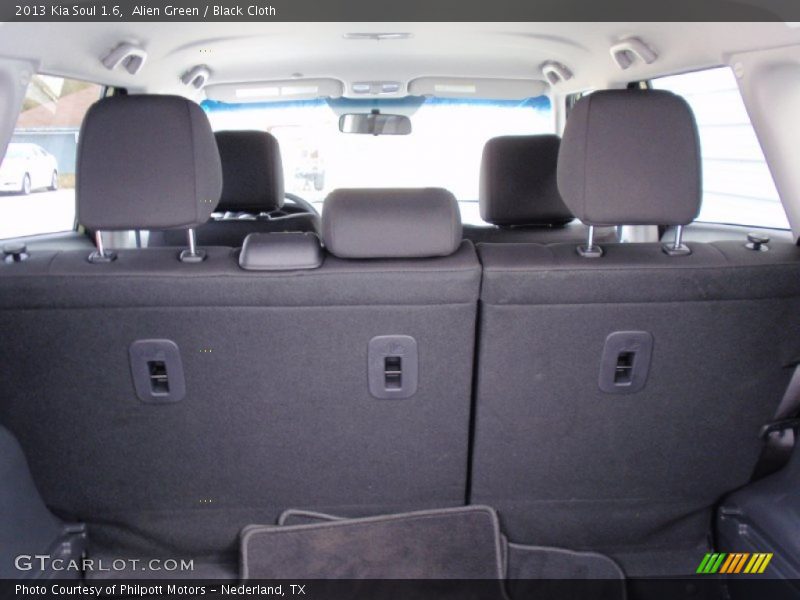 Alien Green / Black Cloth 2013 Kia Soul 1.6