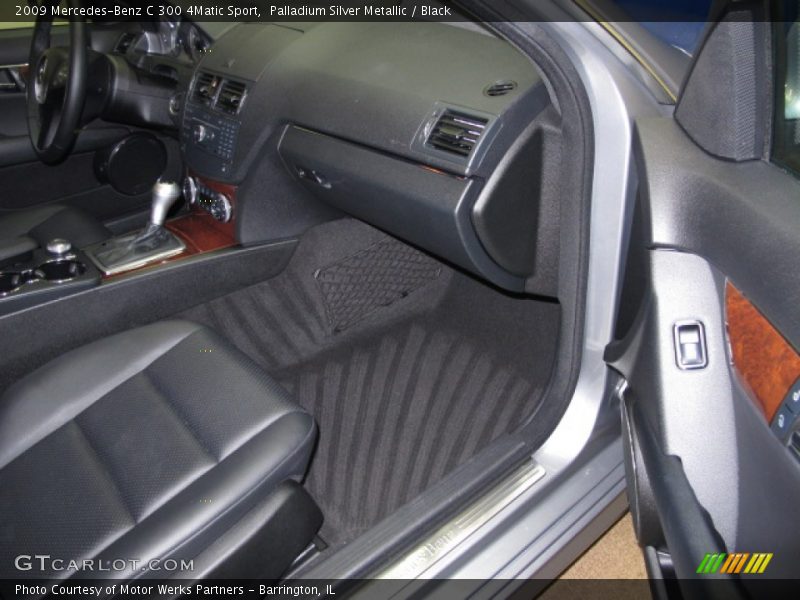 Palladium Silver Metallic / Black 2009 Mercedes-Benz C 300 4Matic Sport