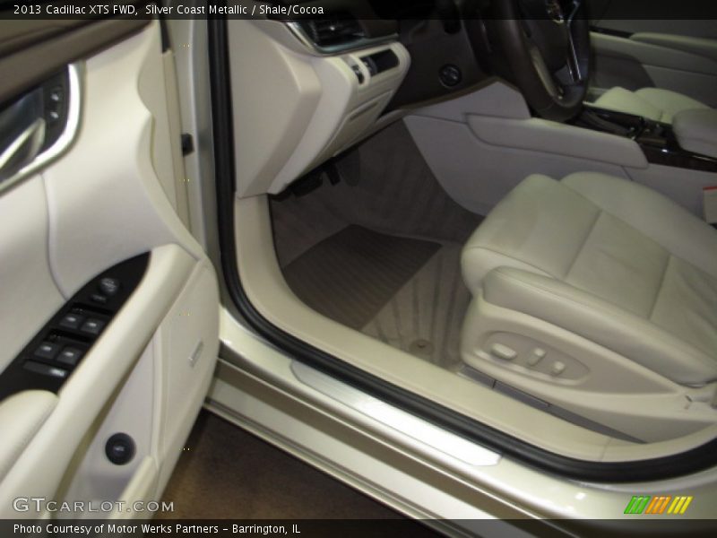 Silver Coast Metallic / Shale/Cocoa 2013 Cadillac XTS FWD