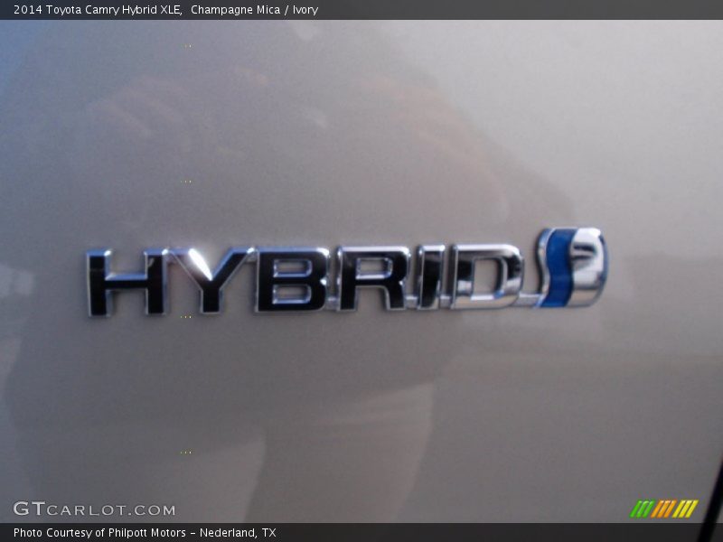 Champagne Mica / Ivory 2014 Toyota Camry Hybrid XLE