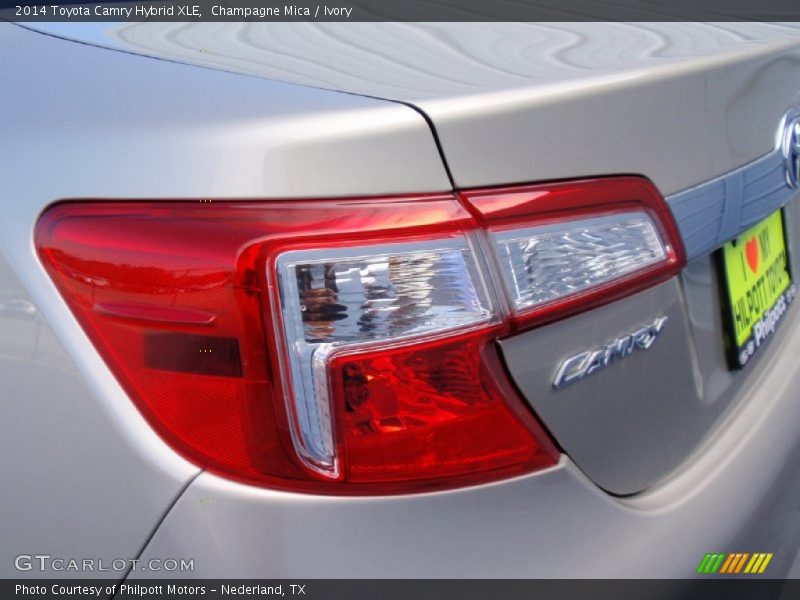 Champagne Mica / Ivory 2014 Toyota Camry Hybrid XLE