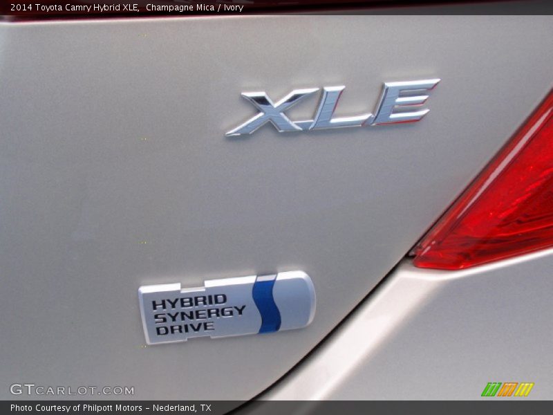 Champagne Mica / Ivory 2014 Toyota Camry Hybrid XLE