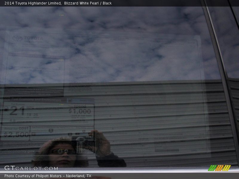 Blizzard White Pearl / Black 2014 Toyota Highlander Limited