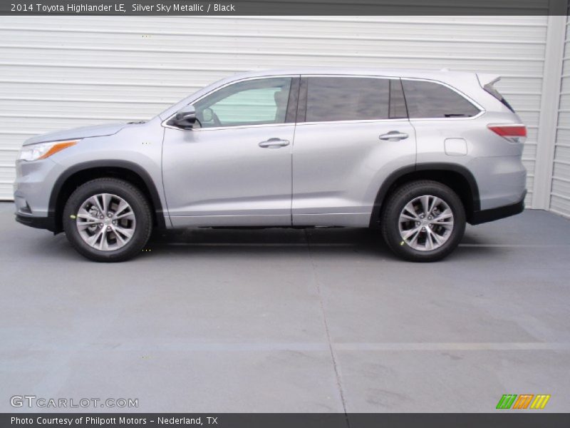 Silver Sky Metallic / Black 2014 Toyota Highlander LE