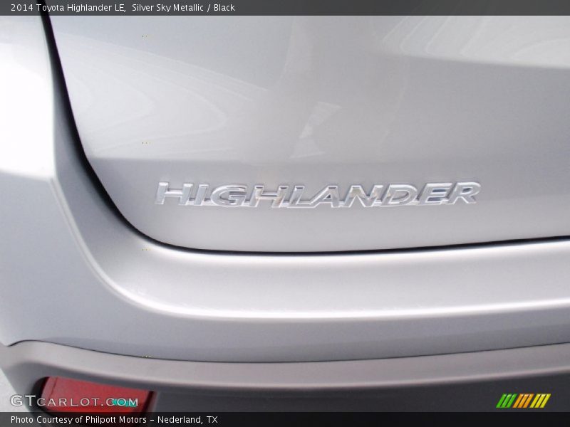 Silver Sky Metallic / Black 2014 Toyota Highlander LE