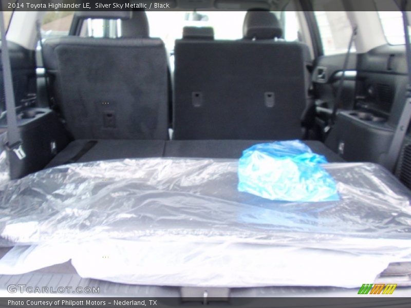 Silver Sky Metallic / Black 2014 Toyota Highlander LE