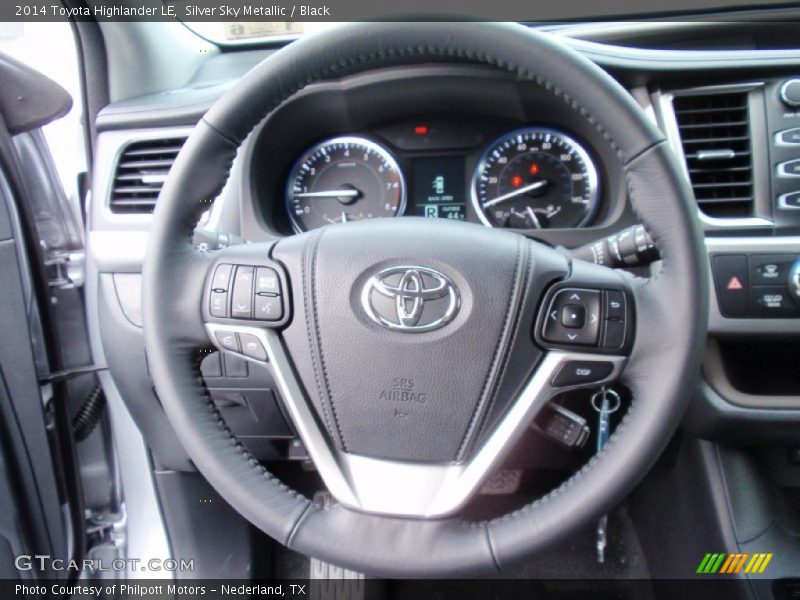 Silver Sky Metallic / Black 2014 Toyota Highlander LE