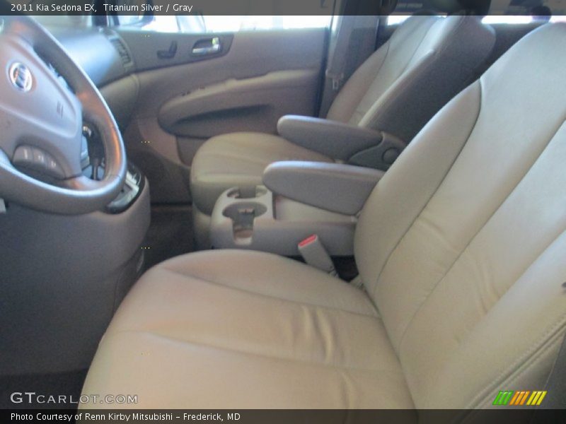 Titanium Silver / Gray 2011 Kia Sedona EX