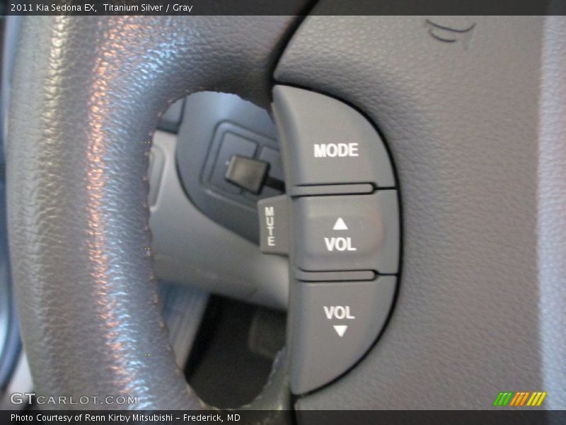 Titanium Silver / Gray 2011 Kia Sedona EX