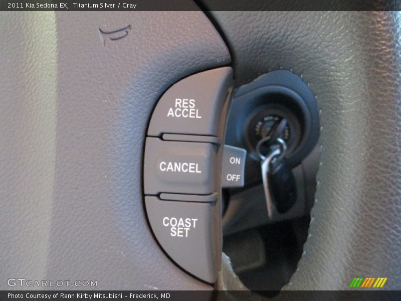 Titanium Silver / Gray 2011 Kia Sedona EX