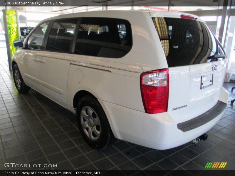 White / Gray 2006 Kia Sedona LX