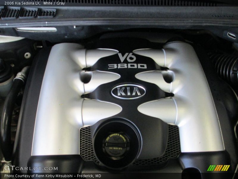 White / Gray 2006 Kia Sedona LX