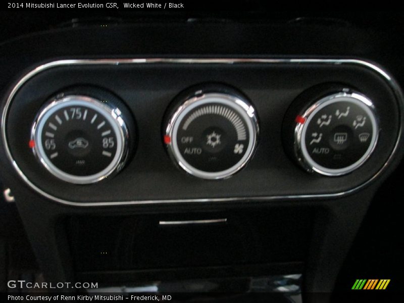 Wicked White / Black 2014 Mitsubishi Lancer Evolution GSR