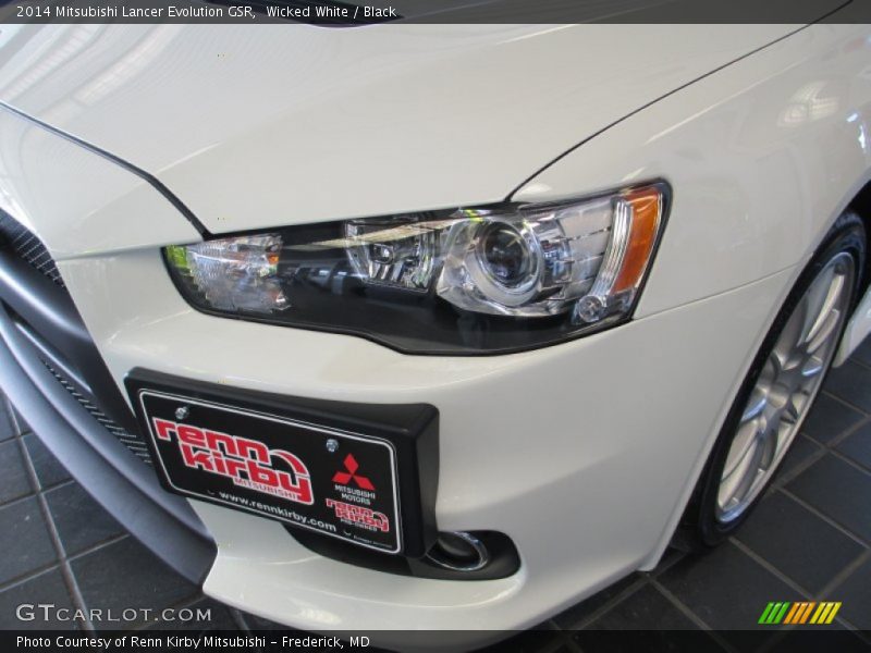 Wicked White / Black 2014 Mitsubishi Lancer Evolution GSR