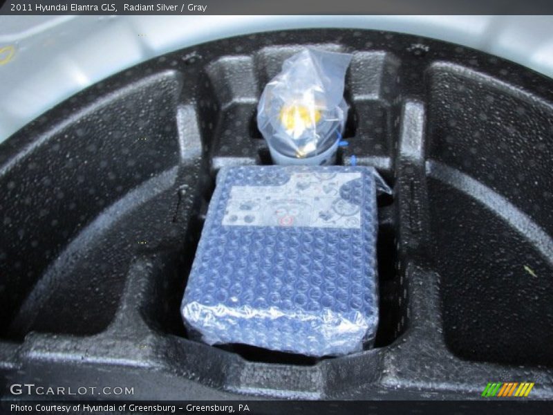 Radiant Silver / Gray 2011 Hyundai Elantra GLS