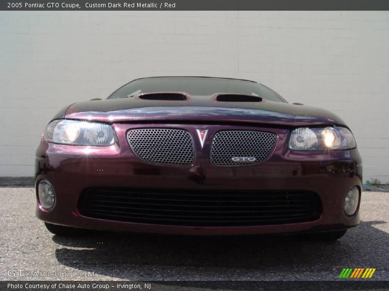 Custom Dark Red Metallic / Red 2005 Pontiac GTO Coupe