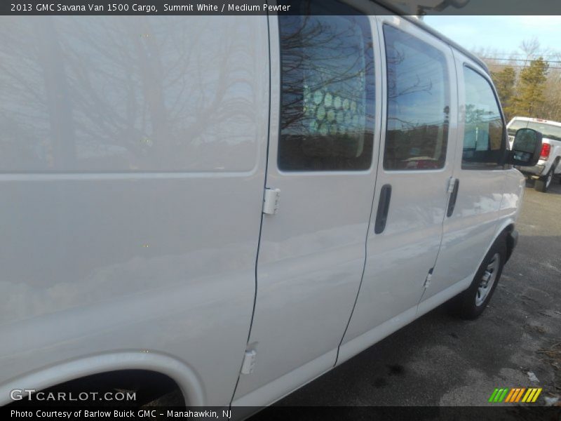 Summit White / Medium Pewter 2013 GMC Savana Van 1500 Cargo