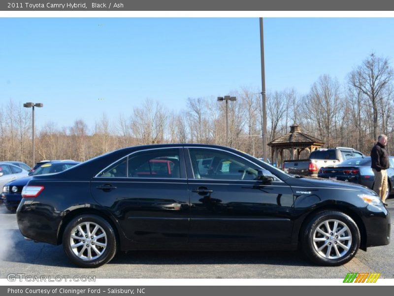 Black / Ash 2011 Toyota Camry Hybrid