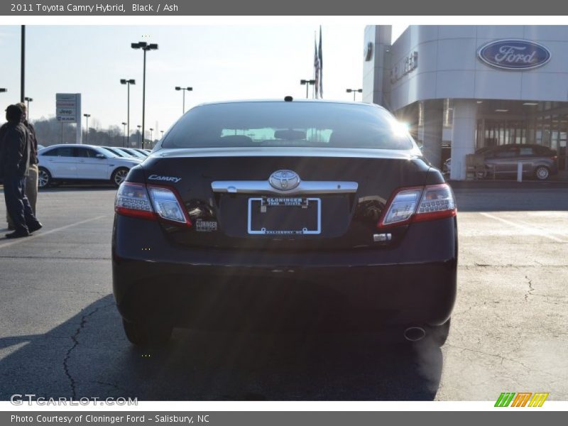 Black / Ash 2011 Toyota Camry Hybrid