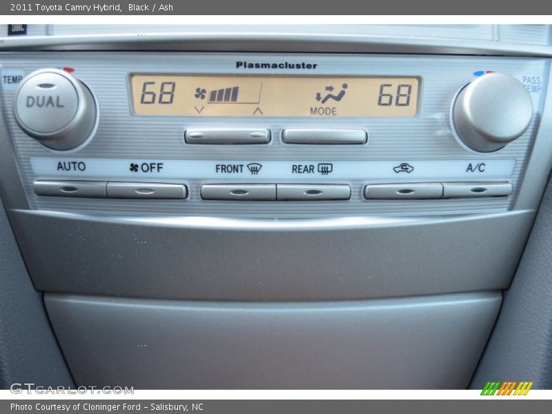 Black / Ash 2011 Toyota Camry Hybrid