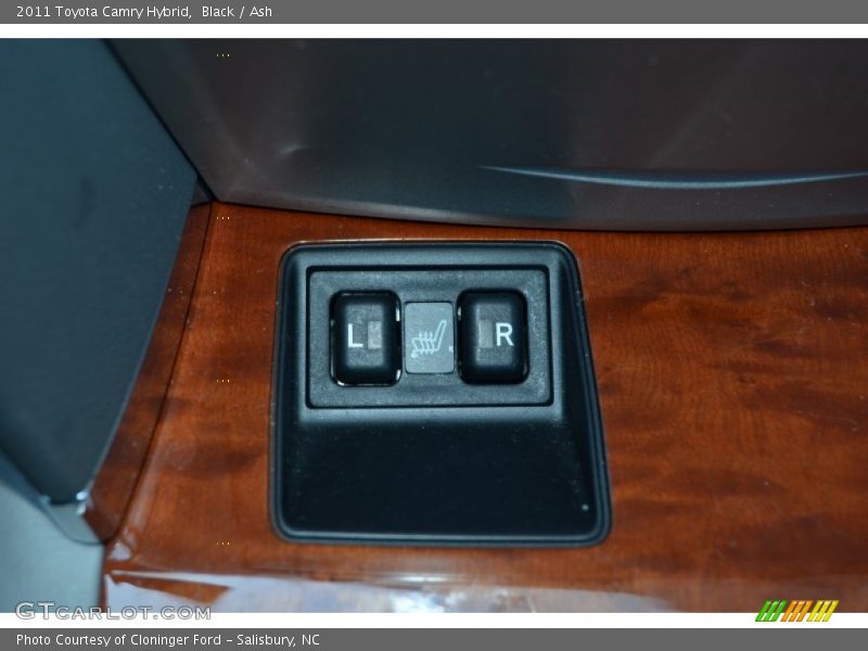 Black / Ash 2011 Toyota Camry Hybrid