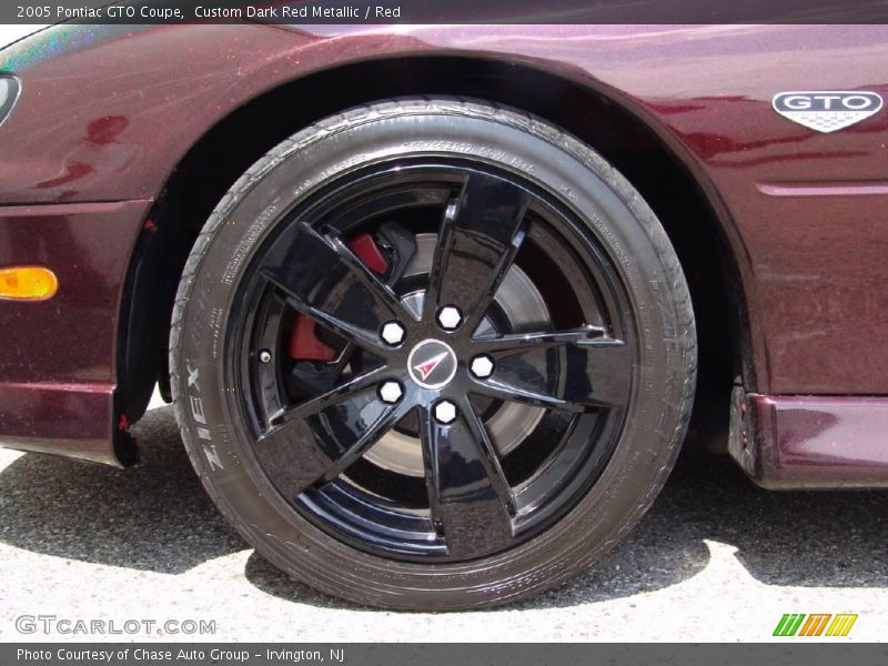Custom Dark Red Metallic / Red 2005 Pontiac GTO Coupe