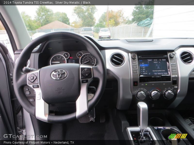 Dashboard of 2014 Tundra TSS CrewMax