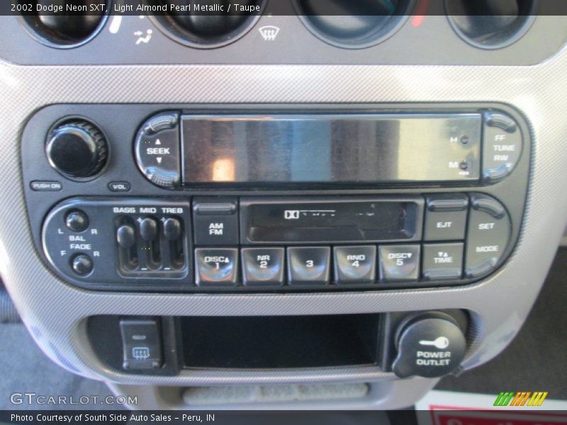 Light Almond Pearl Metallic / Taupe 2002 Dodge Neon SXT