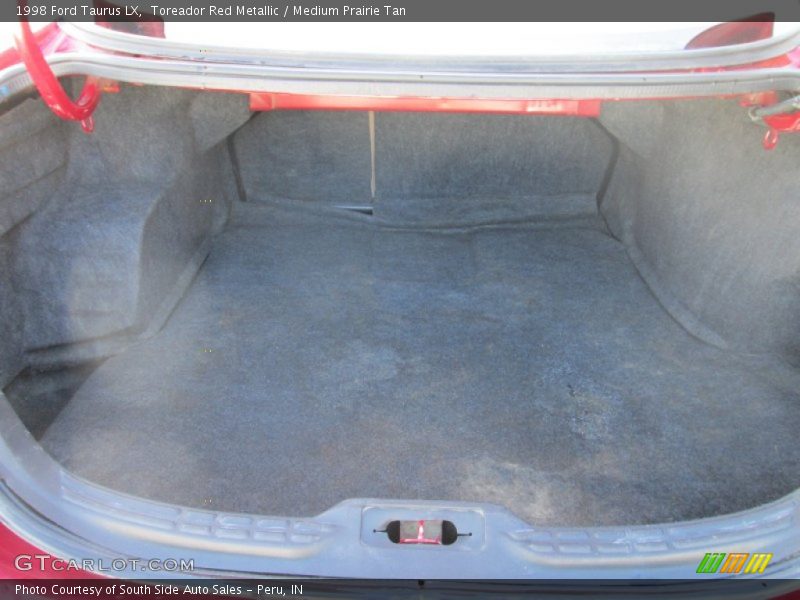Toreador Red Metallic / Medium Prairie Tan 1998 Ford Taurus LX