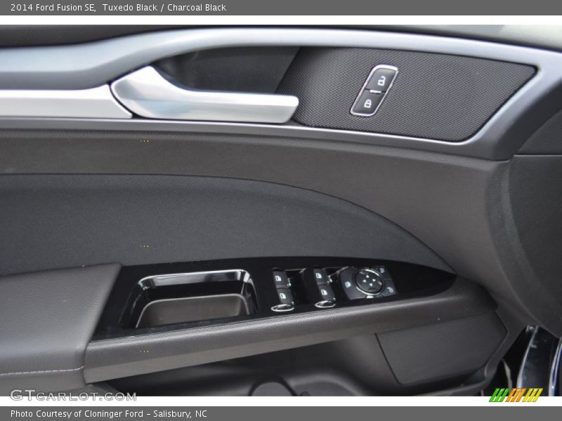 Tuxedo Black / Charcoal Black 2014 Ford Fusion SE