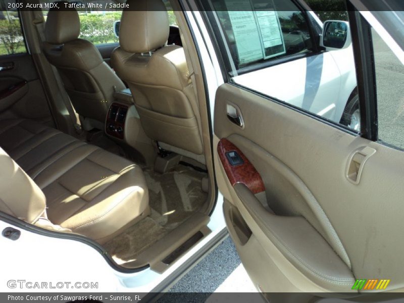 Taffeta White / Saddle 2005 Acura MDX