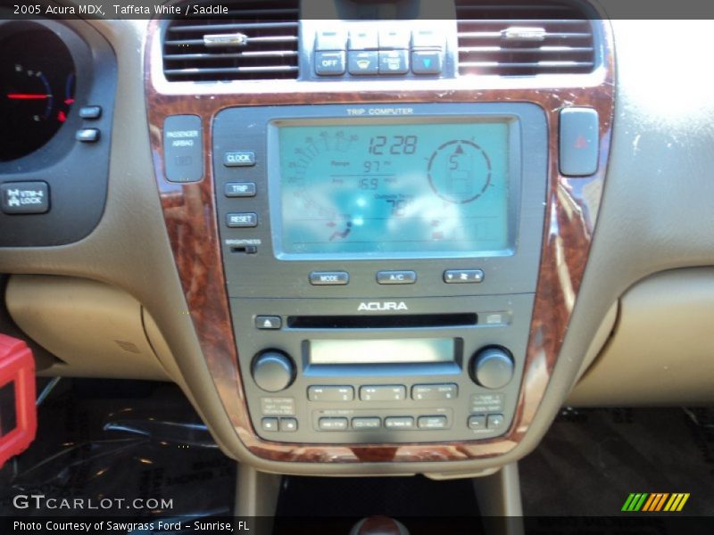 Taffeta White / Saddle 2005 Acura MDX
