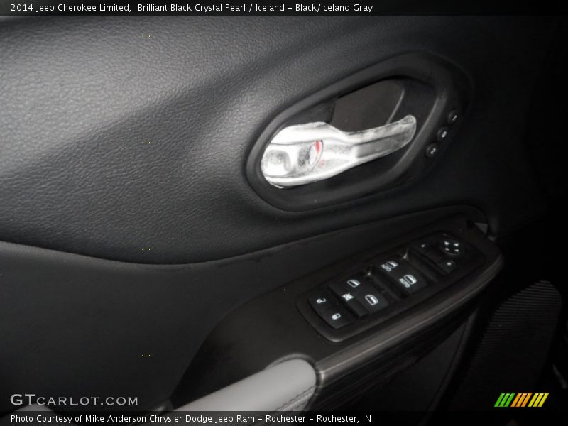 Brilliant Black Crystal Pearl / Iceland - Black/Iceland Gray 2014 Jeep Cherokee Limited