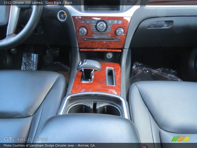 Gloss Black / Black 2012 Chrysler 300 Limited