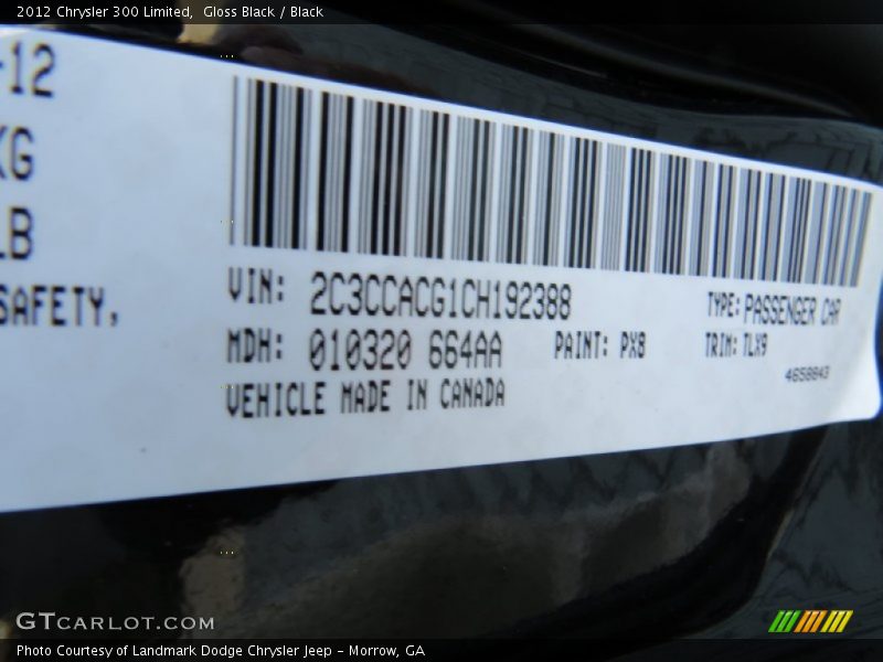 Gloss Black / Black 2012 Chrysler 300 Limited