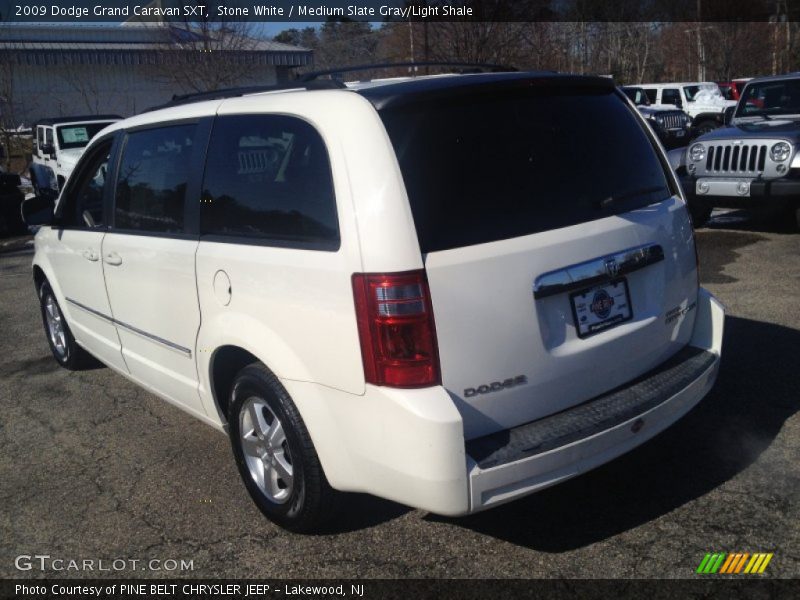 Stone White / Medium Slate Gray/Light Shale 2009 Dodge Grand Caravan SXT