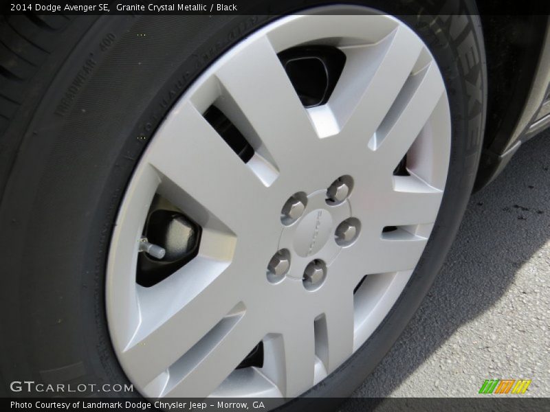 Granite Crystal Metallic / Black 2014 Dodge Avenger SE