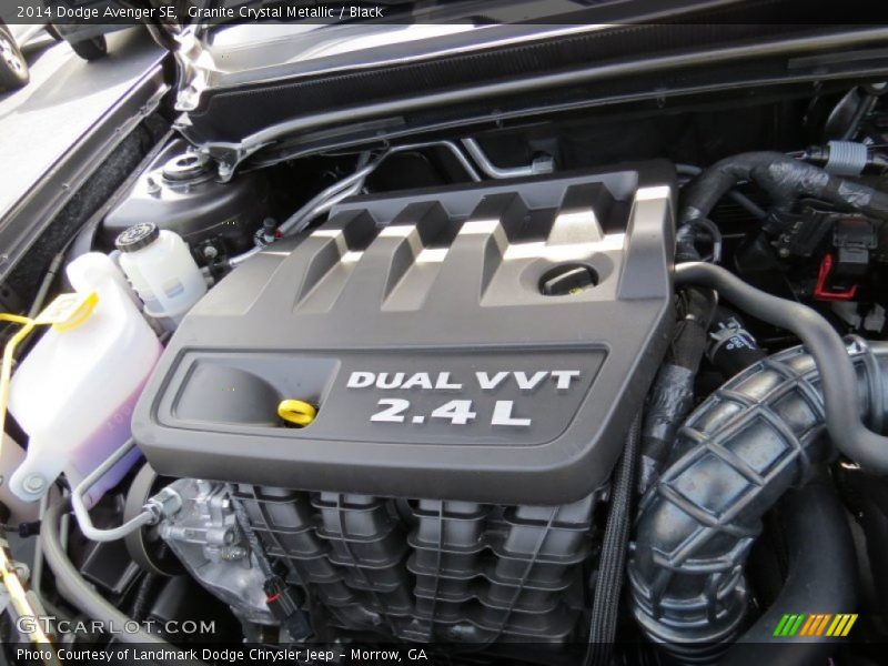 Granite Crystal Metallic / Black 2014 Dodge Avenger SE