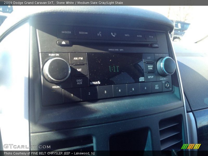 Stone White / Medium Slate Gray/Light Shale 2009 Dodge Grand Caravan SXT