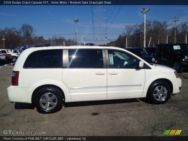 Stone White / Medium Slate Gray/Light Shale 2009 Dodge Grand Caravan SXT