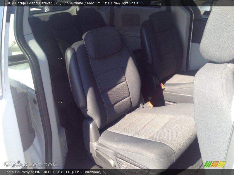 Stone White / Medium Slate Gray/Light Shale 2009 Dodge Grand Caravan SXT