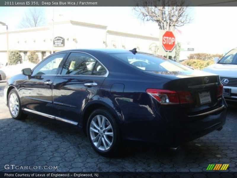 Deep Sea Blue Mica / Parchment 2011 Lexus ES 350